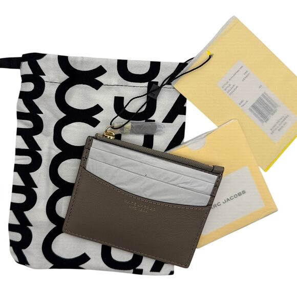 MARC JACOBS the Slim 84 Zip Card Case in Cement Gray Taupe Leather zipper Logo - Picture 1 of 10
